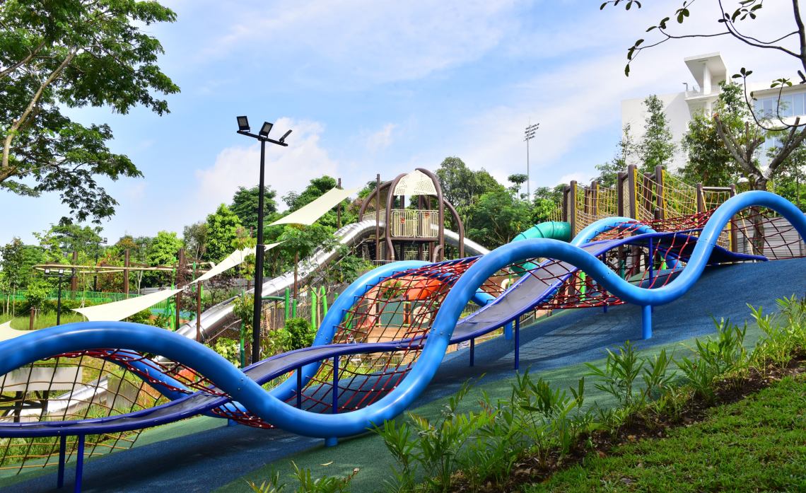 Admiralty Park slides